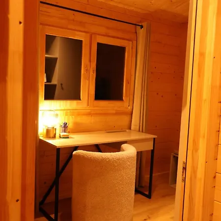 Luxe Houten Boshuis Retreat Met Prive Werkruimte Vakantiehuis *