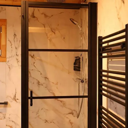 Luxe Houten Boshuis Retreat Met Prive Werkruimte Vakantiehuis Meijel