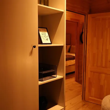 Vakantiehuis Luxe Houten Boshuis Retreat Met Prive Werkruimte